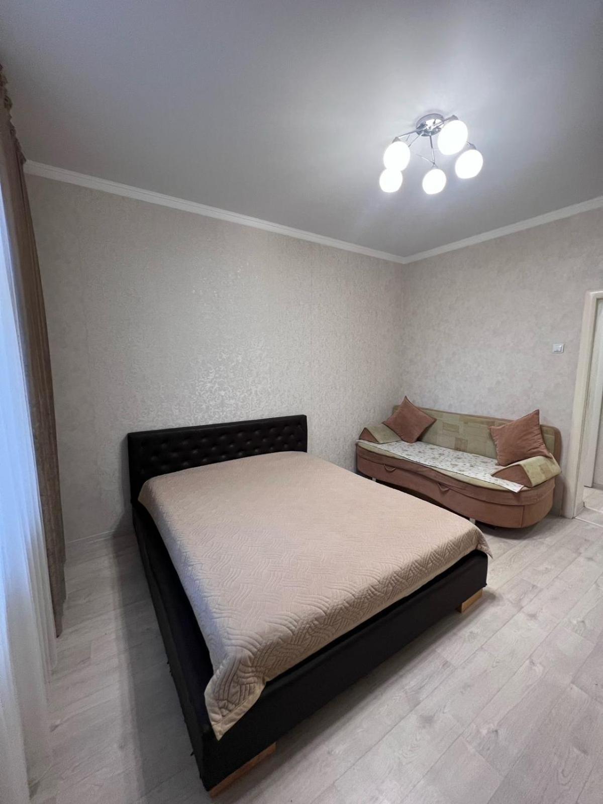 На Майлина Apartment Turksib Exterior foto